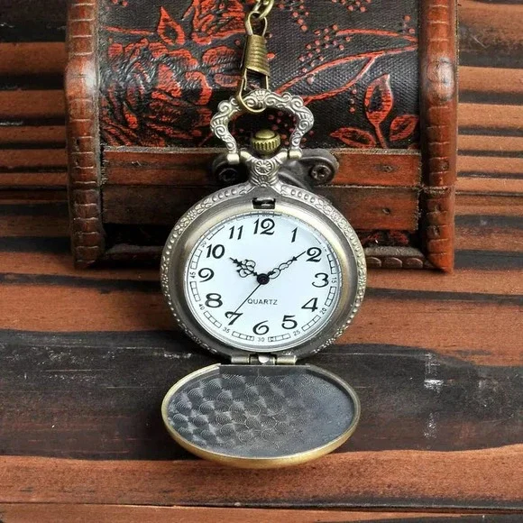 Pirate Pocket Watch NEW Gift Treasure Captain Jack Sparrow Pirates Vintage - Picture 2 of 4